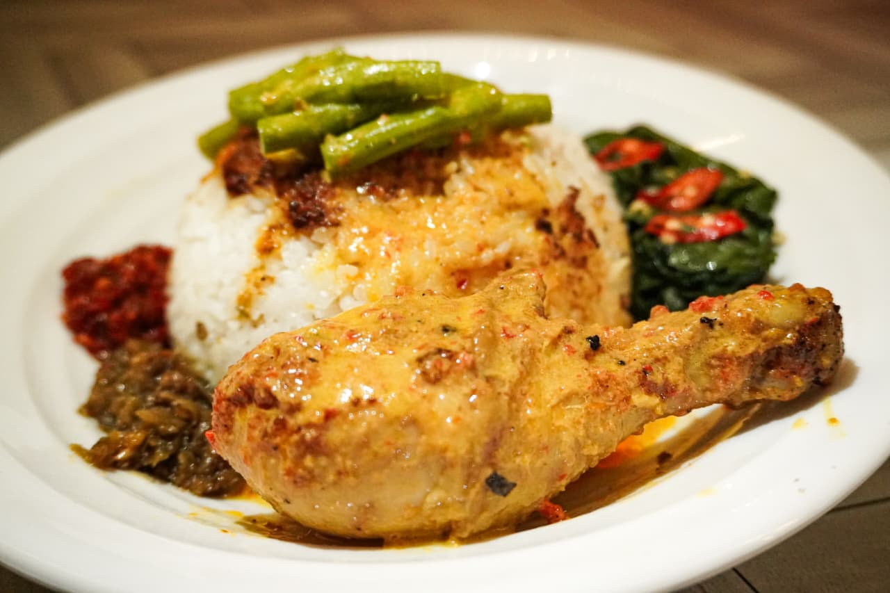 Nasi Padang Gulai Ayam